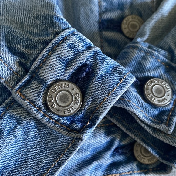 Girls Gap Jean Jacket - Picture 2 of 8